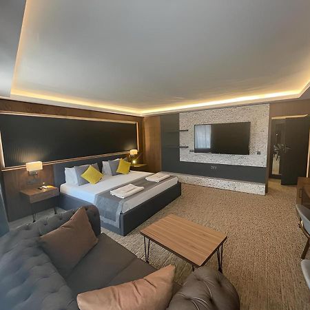 Uk Ankara Hotel Eksteriør billede