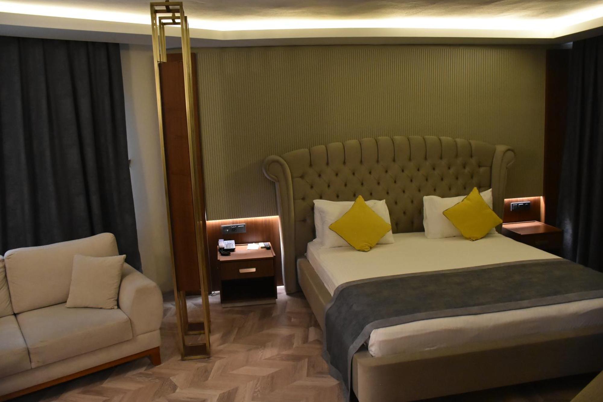 Uk Ankara Hotel Eksteriør billede