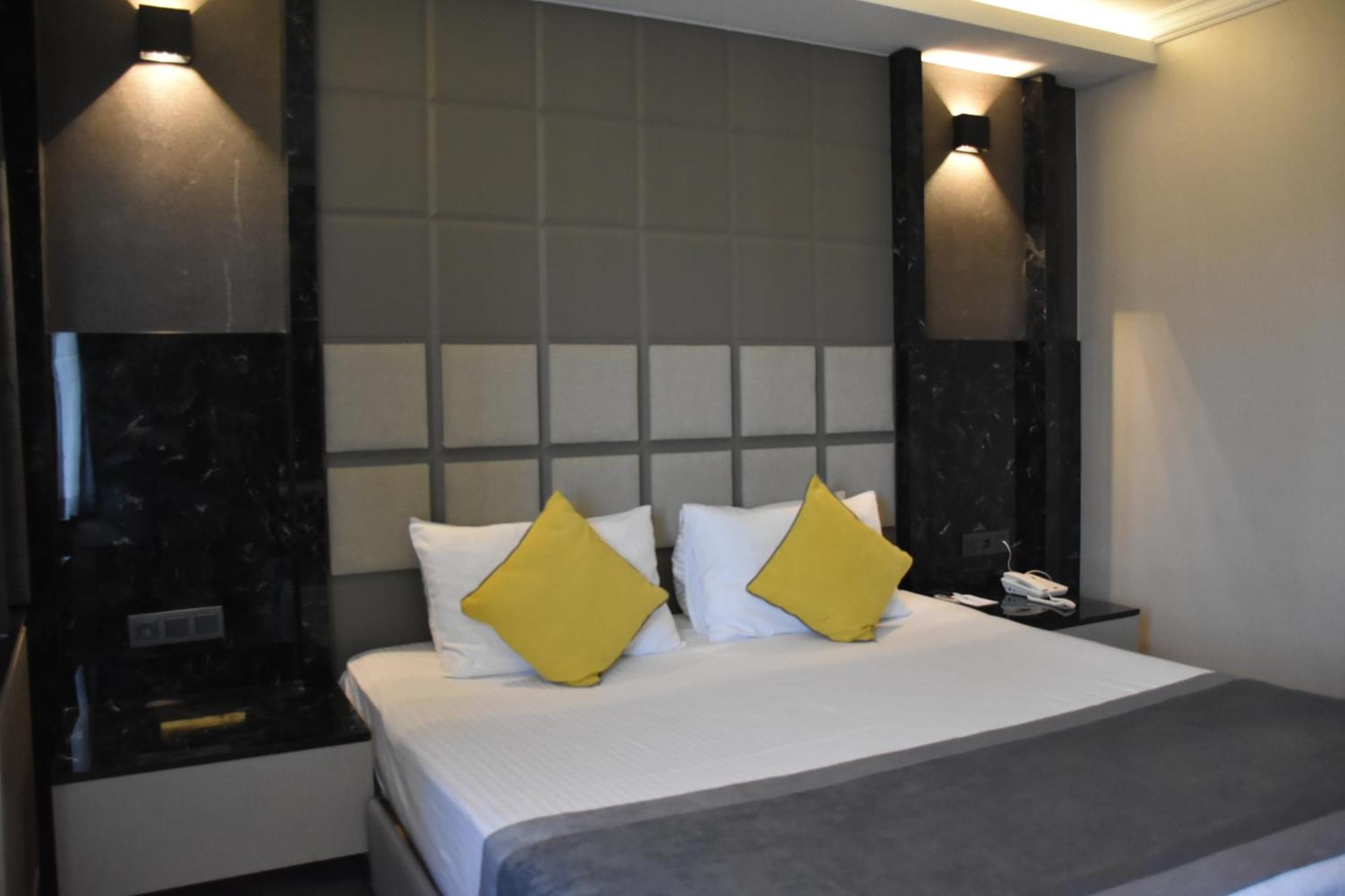 Uk Ankara Hotel Eksteriør billede