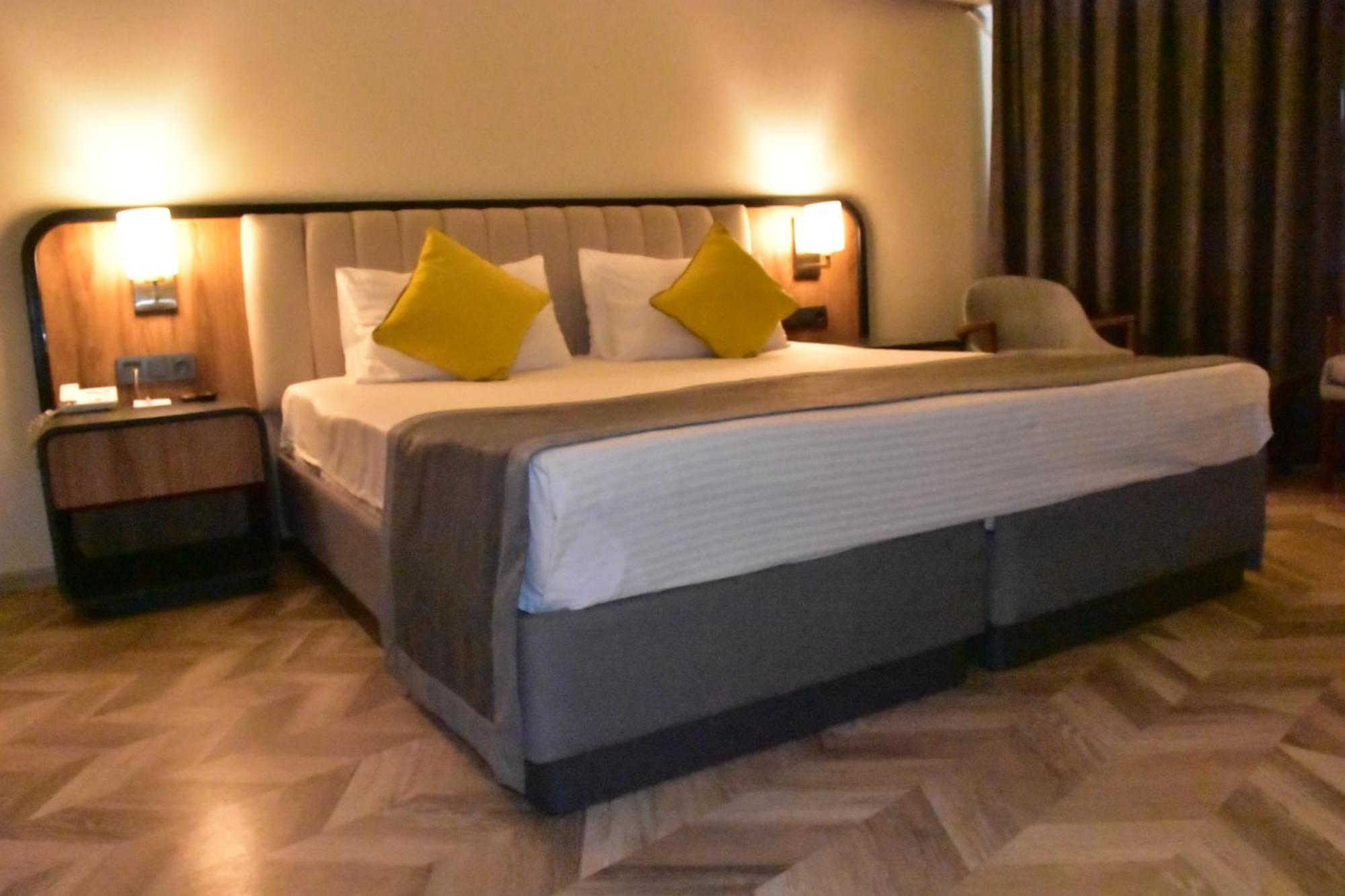 Uk Ankara Hotel Eksteriør billede